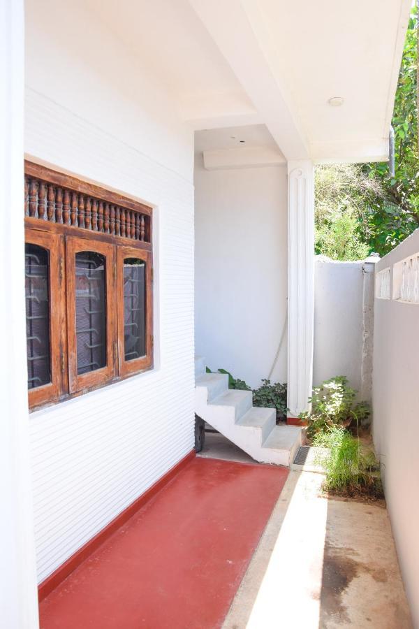 Tharaka Homestay Weligama Exteriér fotografie