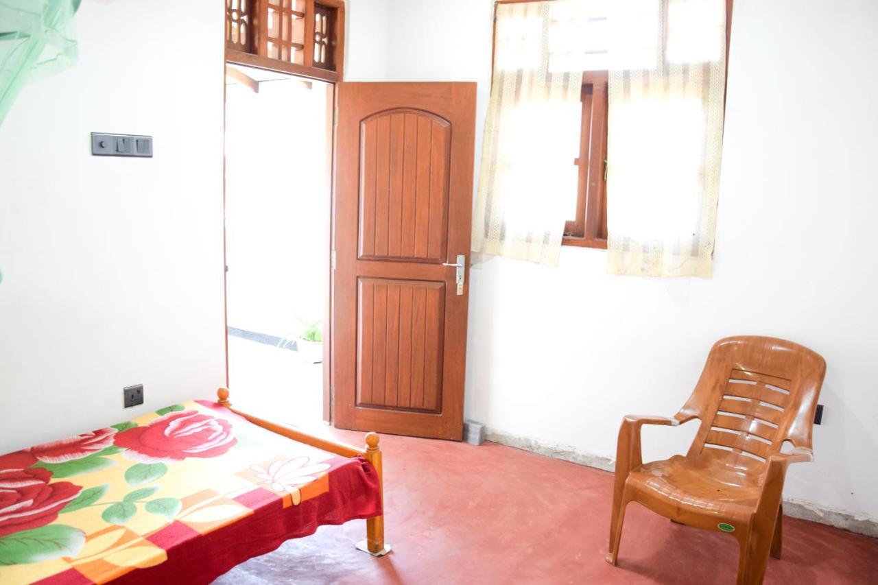 Tharaka Homestay Weligama Exteriér fotografie